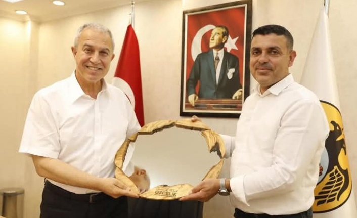 Özçelik'in pazar düzenlemesine teşekkür etti