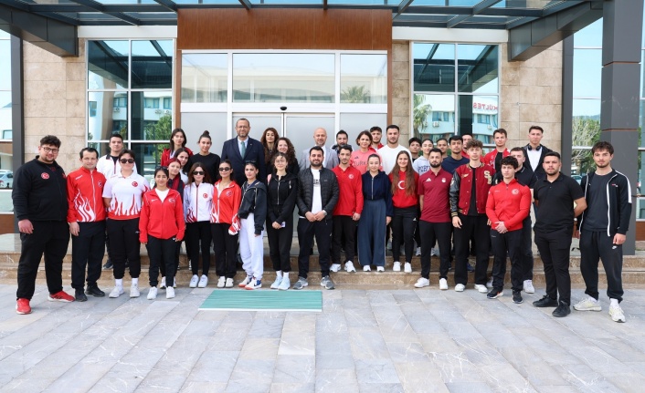 ALKÜ'nün gururları Rektör Türkdoğan'la buluştu