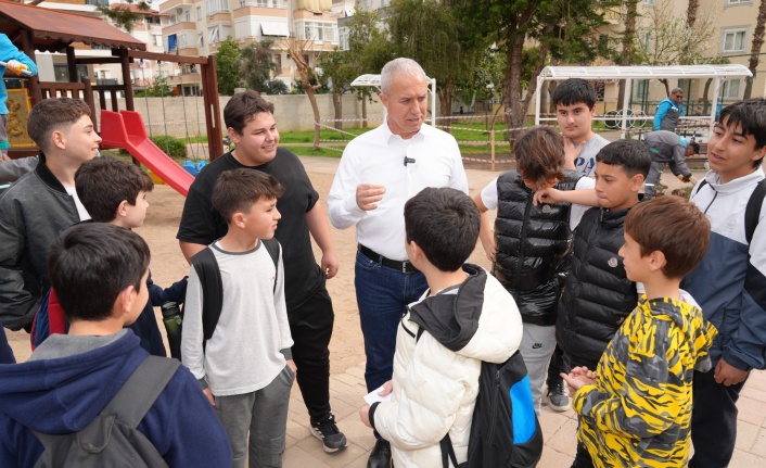 'Parklarımızı modern ve güvenli hale getiriyoruz'