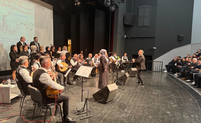 Sağlık çalışanlarından muhteşem konser