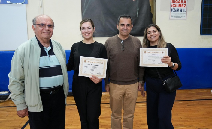 Zeybek kurslarının ikinci dönemi tamamlandı