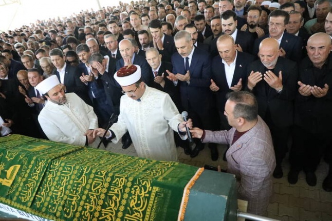 Baba Çavuşoğlu'na son görev