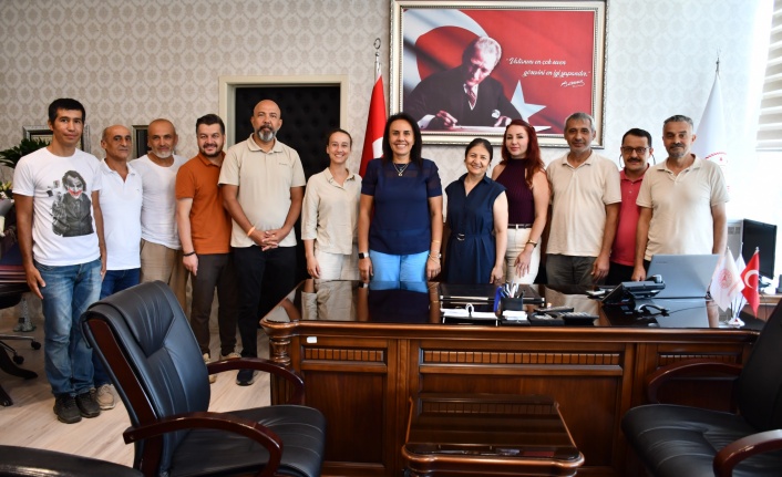 AGC'den kadın başhekime hayırlı olsun ziyareti