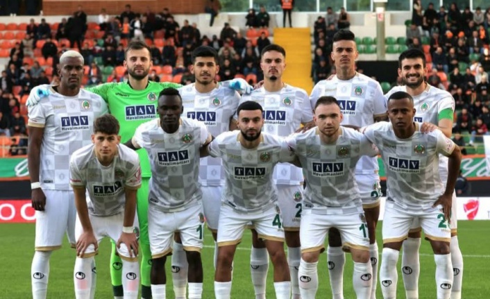 Alanyaspor deplasmanda Eyüpspor'a yenildi