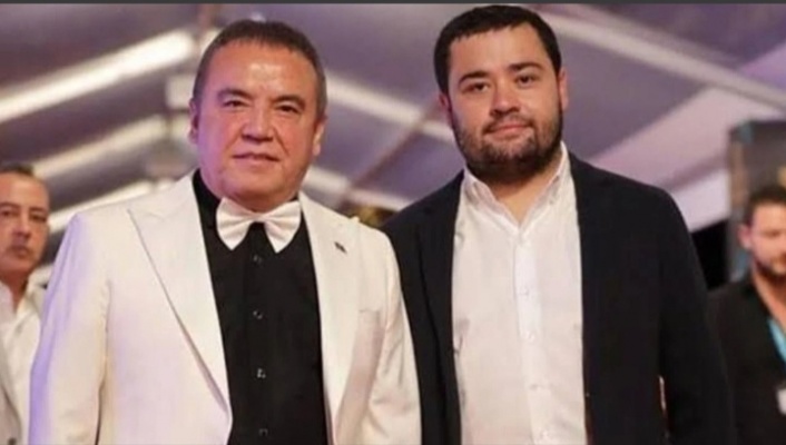 Gökhan Böcek havalimanında gözaltına alındı