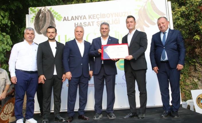 Alanya'da Keçiboynuzu şöleni