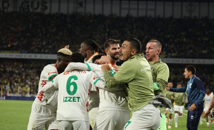 Alanyaspor Kadıköy'den 1 puan çıkardı