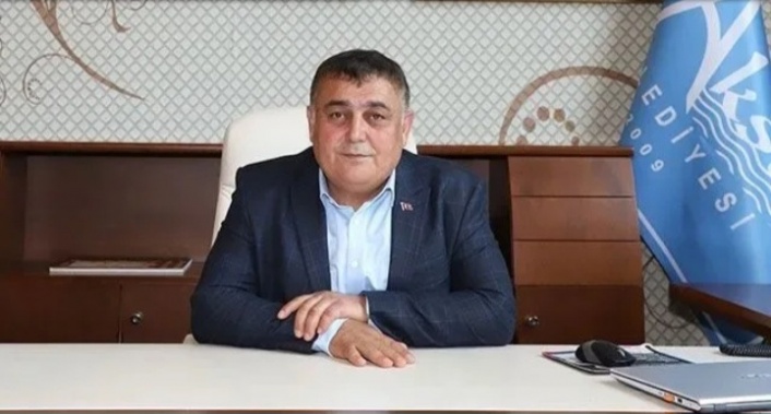 Antalya’da bir belediye başkanı CHP'den istifa etti