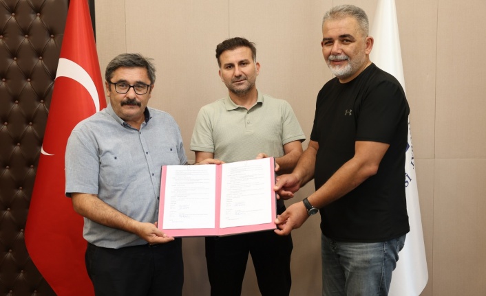 Öğrenciler için imzalar atıldı