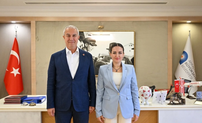 Özçelik Alanya'nın projelerini görüştü