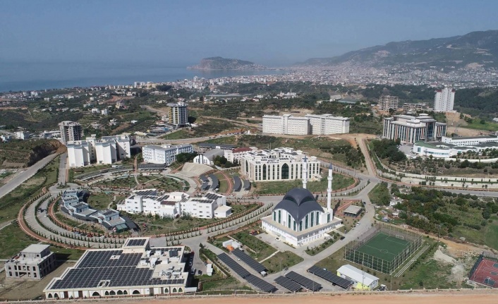 ALKÜ, 27 basamak yükseldi