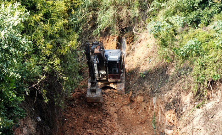Çıplaklı'da sorunlar çözülüyor