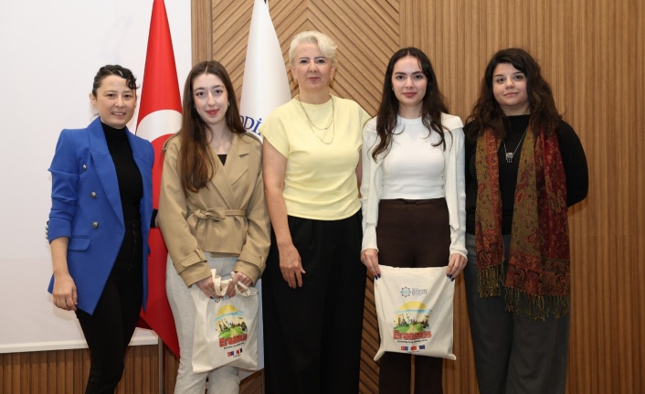Alanya'da öğrencilere Erasmus bilgisi
