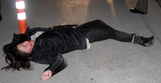 Dövüp Sokağa Bıraktılar 