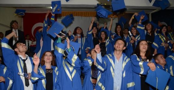 Mut Myo’da Mezuniyet Coşkusu 