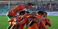 ALANYASPOR 4 NALA ZİRVEYE KOŞUYOR