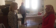 CHP'LİLER HASTA ÇOCUKLARI ZİYARET ETTİ