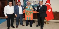 YENİ VALİMİZE ALANYASPOR FORMASI
