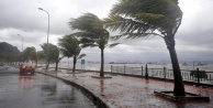 Alanya'ya  yağış ,dolu ve fırtına uyarısı