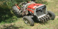 Babasına ait traktörün altında kaldı