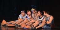 Alanyalı çocuk ve gençler tiyatro ile buluştu