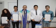 ALKÜ'de fakülte birincilerine ödül