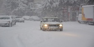 Antalya'da kar yağışı okulları tatil ettirdi