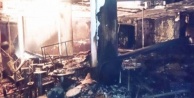 Alanya'da gece kulübü cayır cayır yandı