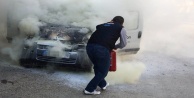 Alanya'da otomobiller ateşe verildi