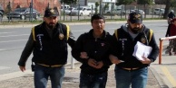 4 ayrı suçtan aranan şüpheli suçüstü yakalandı