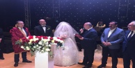 Nikah şahitleri Çavuşoğlu oldu
