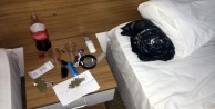 Alanya'da otel odasına uyuşturucu baskını
