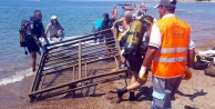 Deniz'den 80 kiloluk iskele demiri çıkarıldı