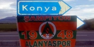 Konyaspor'dan Alanyaspor taraftarına  jest