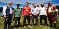 Gökbel'de pehlivanların kıyasıya mücadelesi