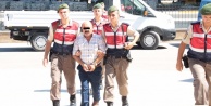 Mısır tarlası içinde esrar yetiştiren şahıs tutuklandı