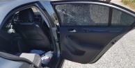 Park halindeki otomobil kurşunladı