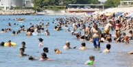 Sıcak hava sahile akın ettirdi