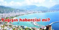 Alanya'da gökyüzünü bulutlar kapladı ama...