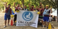 Ülkücüler rafting yaptı