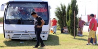 Otel servis minibüsü devrildi: 5 yaralı
