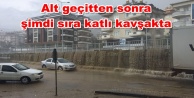 Alanya'da yağmur şelale oldu, çevre yoluna aktı