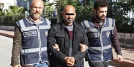 Eşinin aşığını öldüren zanlı adliyede