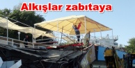 Kaçak yapı yıkımında zabıtanın Türk bayrağı hassasiyeti