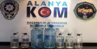 Alanya'da 13 işyerine kaçak içki baskını