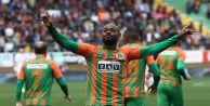 Vagner Love yılın futbolcusu adayı