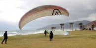 Yamaç paraşütçüleri Selinus Plajında eğitim yaptı