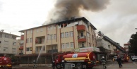 Komşuda korkutan çatı yangını