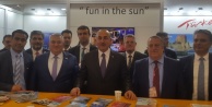 Bakan Çavuşoğlu Alanya standında