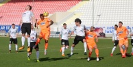 Hazırlık maçında gülen olmadı